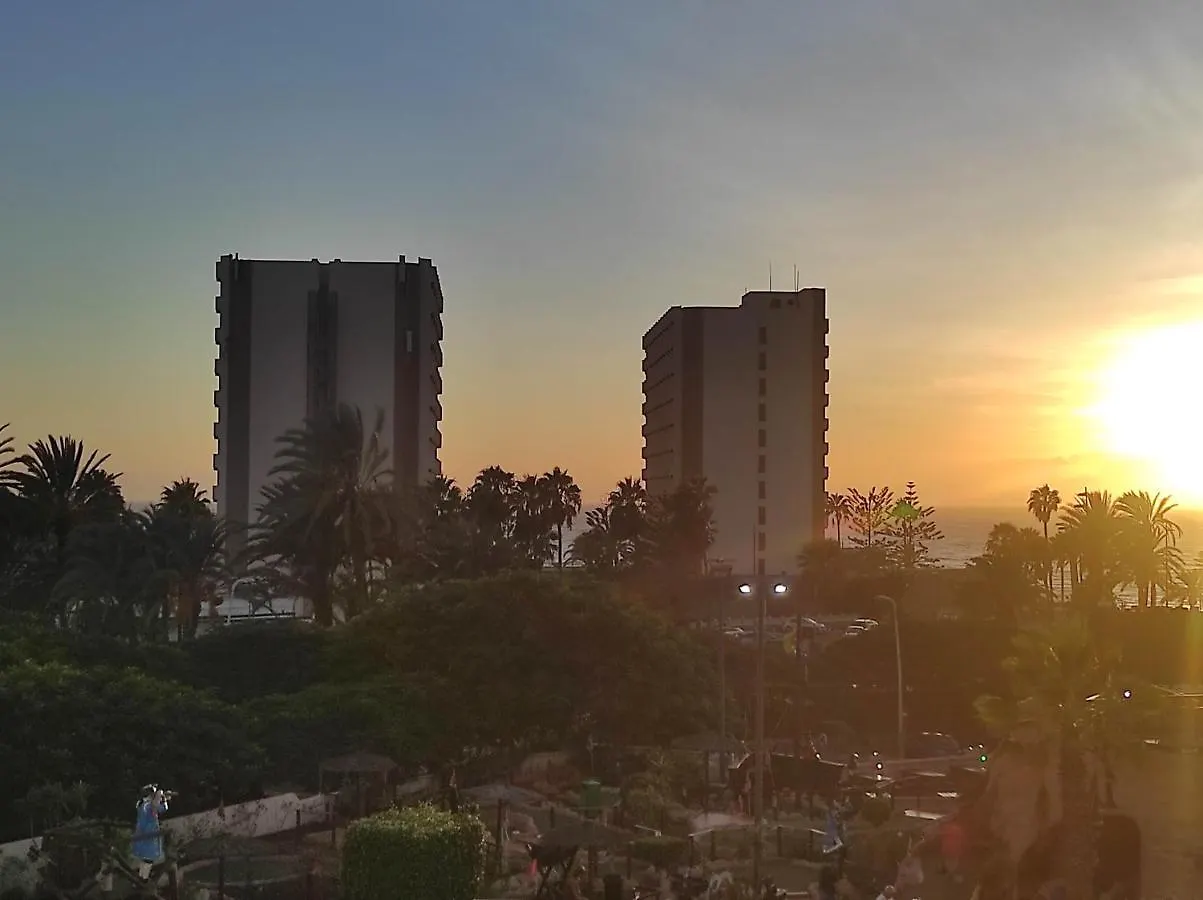 Big 3 Rooms Apartment, 83M2, With 3 Balconies And Ocean View Playa de las Americas