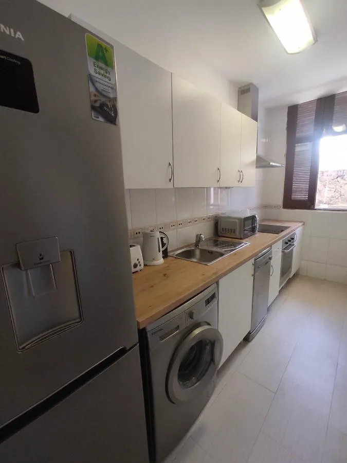Big 3 Rooms Apartment, 83M2, With 3 Balconies And Ocean View Playa de las Americas  Apartament Playa de las Americas (Tenerife)